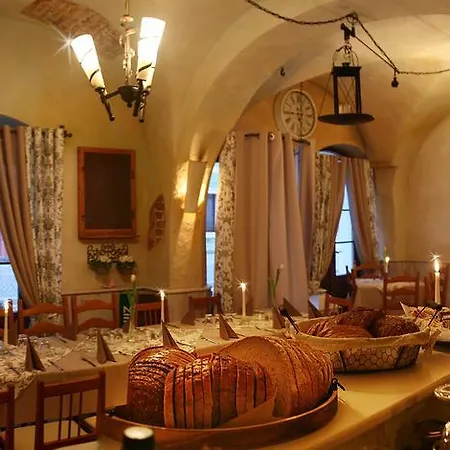 Italia Altstadthaus فندق